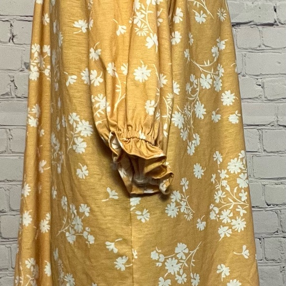 Floral Print Mustard Dress - Picture 3 of 4